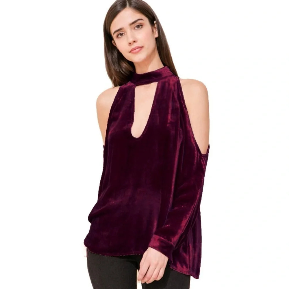 Yumi Kim Hot And Cold Velvet Top Long Sleeve Womens Size Small Red Burgundy
